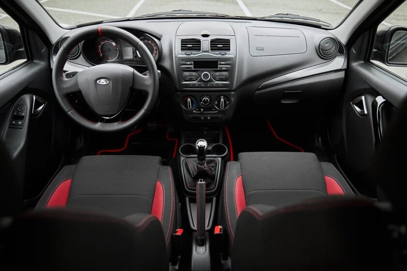 Lada Granta Sport вернули в продажу: модель с мощным мотором стартует с 1,25 миллиона рублей
