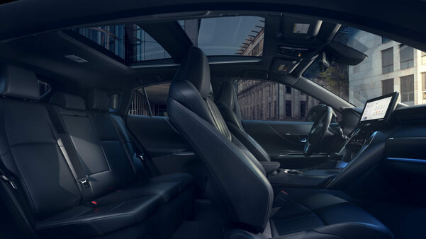 Представлена Toyota Venza 2024: на рынок поступит только гибрид
