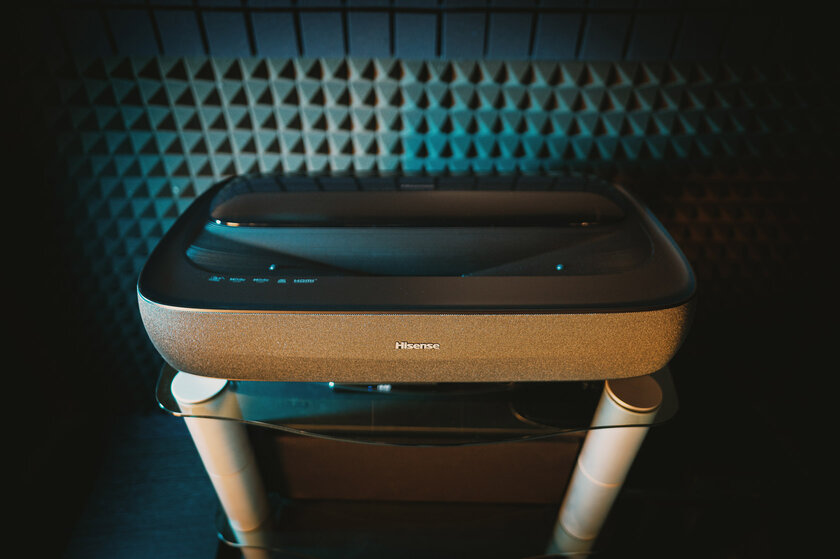 Переходим на новый уровень. Обзор лазерного ТВ Hisense 100 L9H — Отзыв. 4