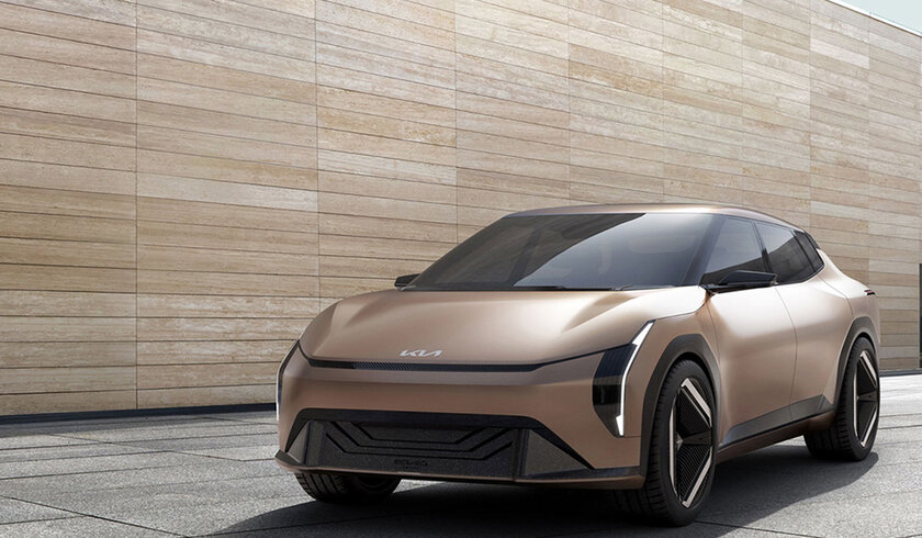 KIA представила два стильных электрокара: с необычным кузовом и салоном будущего