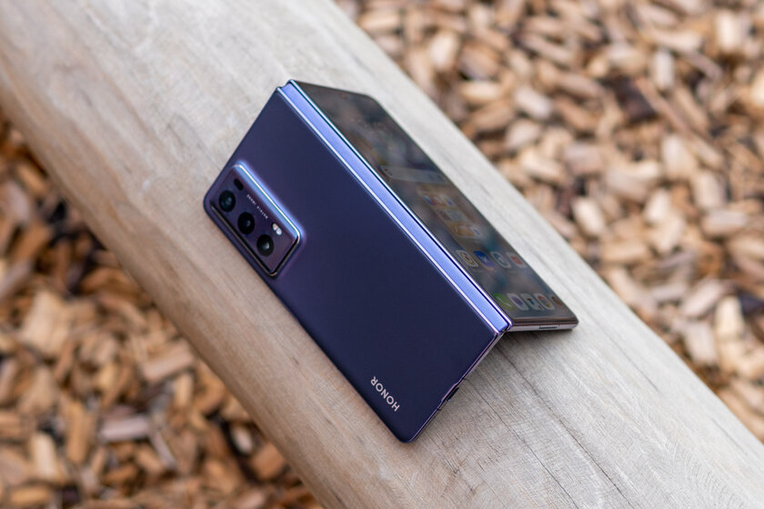 Теперь хочу себе складной смартфон, их уровень вырос. Обзор HONOR Magic V2
