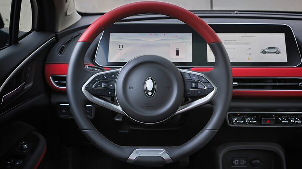 На российском рынке появился бренд Ora и первое авто — маленький электрокар Ora 03