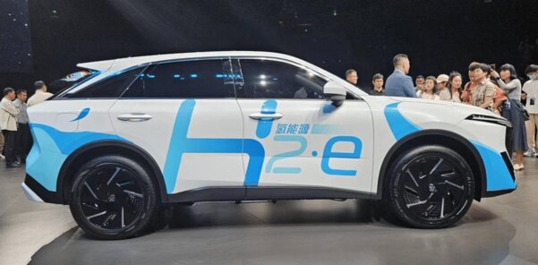 Представлен водородный кроссовер от Nissan и Dongfeng: всего 5 минут заправки и 500 км пути