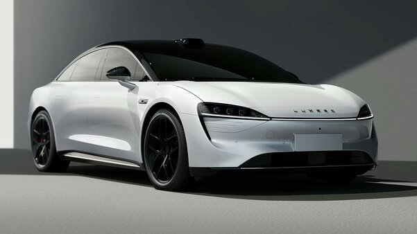 Huawei стала совладельцем бренда электромобилей Luxeed. Производством занимается Chery