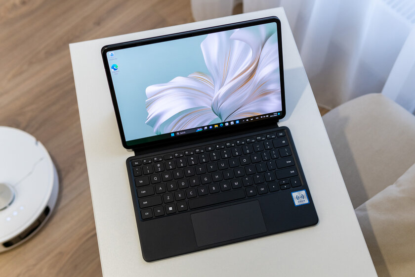 Этот планшет больше ноутбук, чем планшет. Обзор MateBook E (2023) с двумя USB и мощным процессором