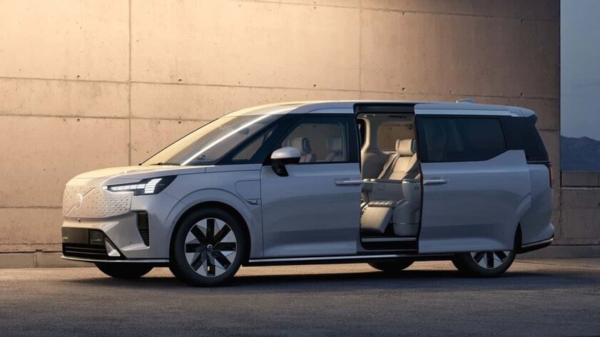 Volvo представила роскошный минивэн EM90: со стильным кузовом, дорогим салоном и корнями из Китая