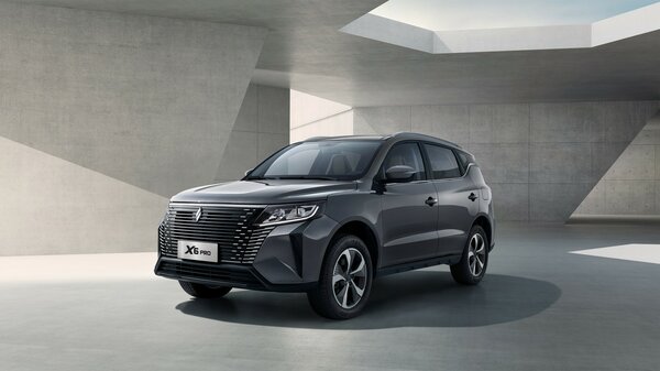 В России стартуют продажи кроссовера Livan X6Pro: высокий комфорт и безопасность уже в базе