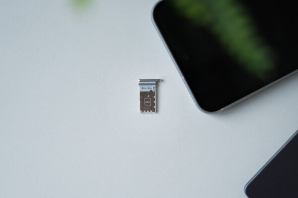 Обзор Samsung Galaxy S23 FE: когда из общего с флагманом 2023 года только блок камер
