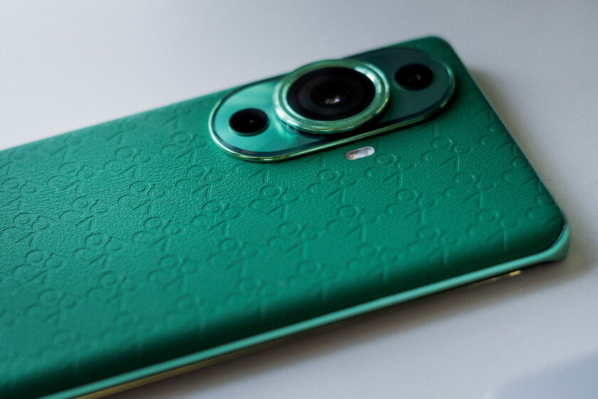 Выбираем смартфон на Новый год. Вот модели для всех возрастов — Huawei nova 11 Pro — для тех, кому нужен просто хороший смартфон. 3