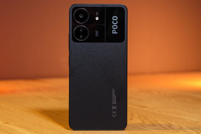 Xiaomi разучилась делать бюджетные смартфоны? Обзор Poco C65 (Redmi 13C) — Дизайн. 1