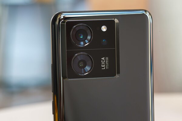 Рейтинг лучших смартфонов до 50 000 рублей: какой купить в марте 2024 — 1. Xiaomi 13T (12/256 ГБ) — цена/качество. 3