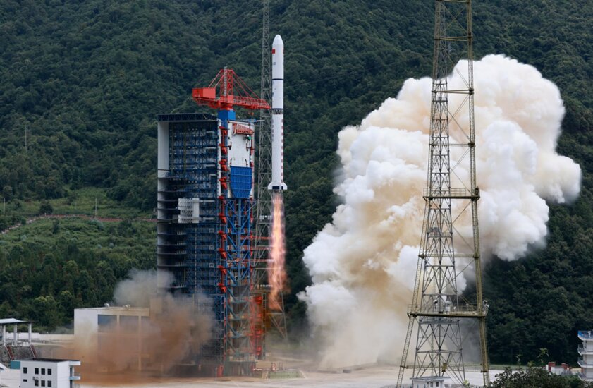 Китай создаёт прямого конкурента сети Starlink: в космос уже отправили первый интернет-спутник