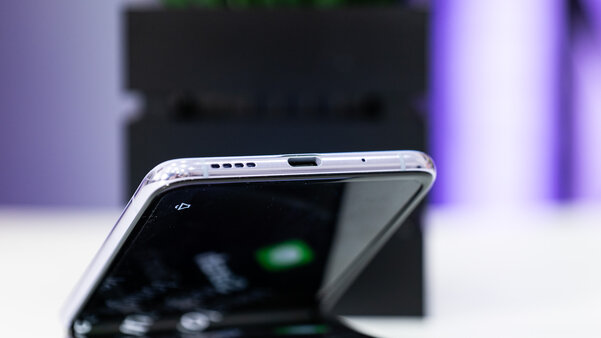 Самая доступная раскладушка в России — тестирую модель TECNO вместо обычного смартфона