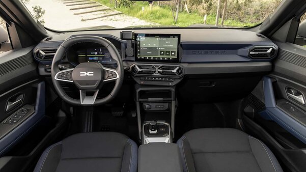 Автомобиль для путешествий: представлен Dacia Duster 2024 с двуспальной кроватью в салоне