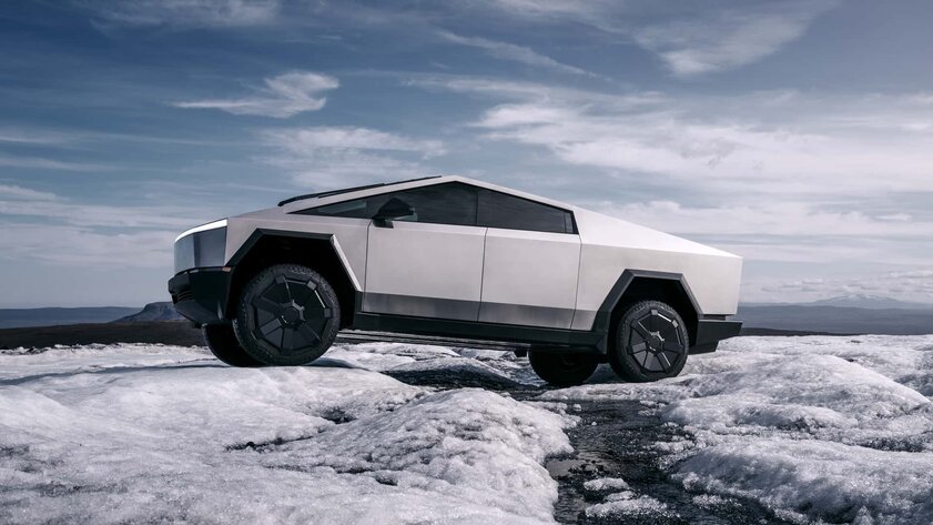 Tesla запускает продажи мемного пикапа Cybertruck: защита от пуль, три модели и новая цена