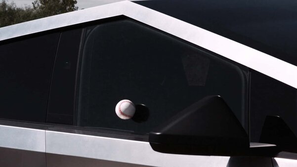 Tesla запускает продажи мемного пикапа Cybertruck: защита от пуль, три модели и новая цена