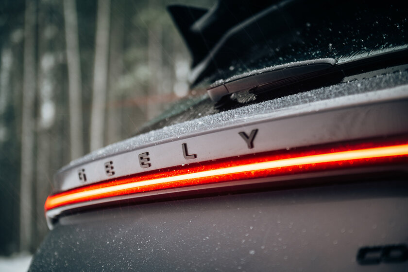 Новая версия городской легенды. Обзор Geely Coolray 2023 — Встреча. 3