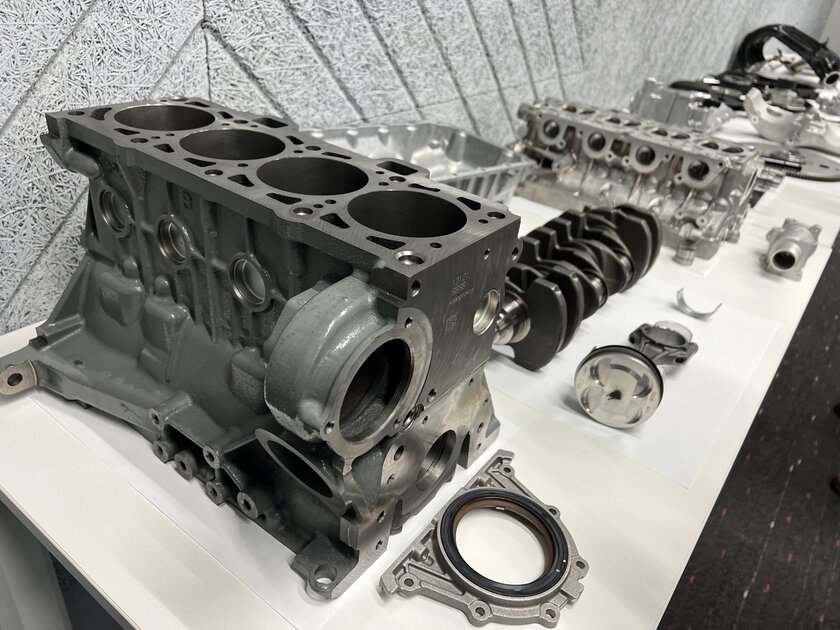 АвтоВАЗ представил мотор 1.8 Evo с вариатором: он появится в обновлённых Vesta
