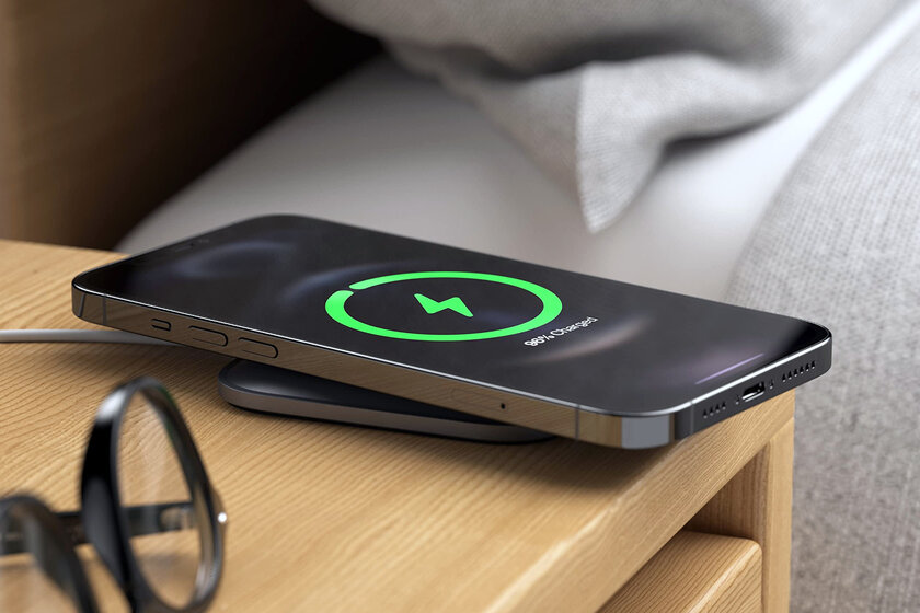 Обновляемся: iOS 17.2 внедряет ускоренную беспроводную зарядку Qi2 в старые iPhone. И ещё 10 фишек