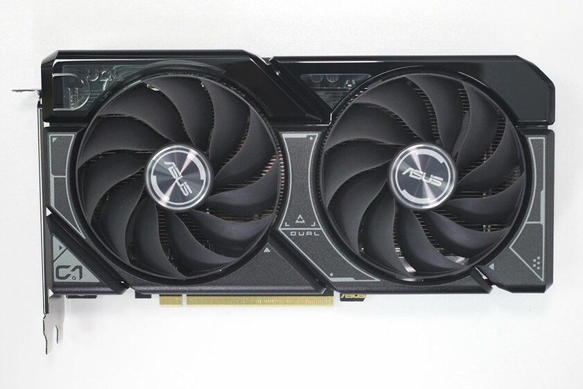 Видеокарта со слотом для SSD. В этом есть практический смысл, обзор ASUS GeForce RTX 4060 Ti Dual — Дизайн корпуса. 1