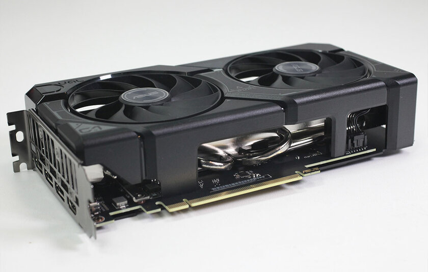 Видеокарта со слотом для SSD. В этом есть практический смысл, обзор ASUS GeForce RTX 4060 Ti Dual — Дизайн корпуса. 3
