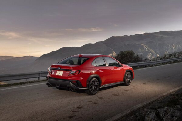 Представлена Subaru WRX 2024: новые функции и отделка салона и совершенно новая модель