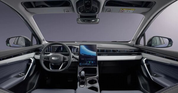 В Россию прибыл новый Geely Atlas: три комплектации и один двигатель на 200 л.с.