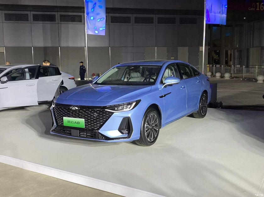 Представлен Chery Fengyun A8 с огромным запасом хода — до 1400 км
