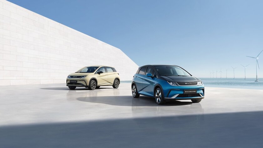 Китайский электрокар BYD Dolphin назвали лучшим автомобилем для покупки в Европе
