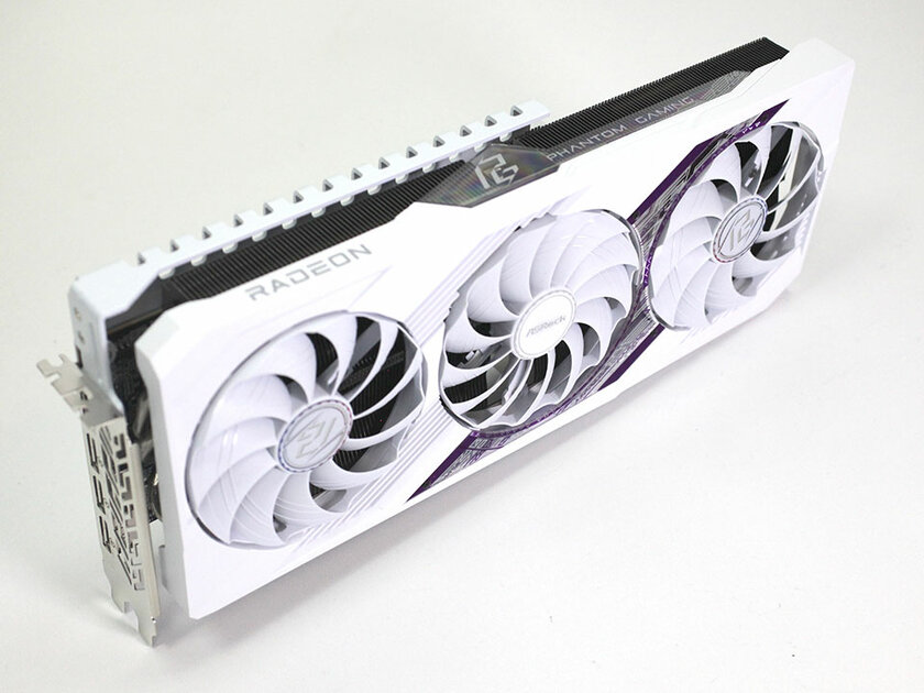 Гораздо лучше модели NVIDIA за те же деньги: обзор ASRock Radeon RX 7900 XT Phantom Gaming White — Дизайн корпуса. 4