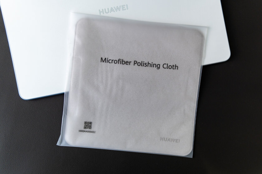 У этого планшета матовый экран — никогда не бликует. Обзор Huawei MatePad Air версии PaperMatte — Дисплей с матовым покрытием. 6