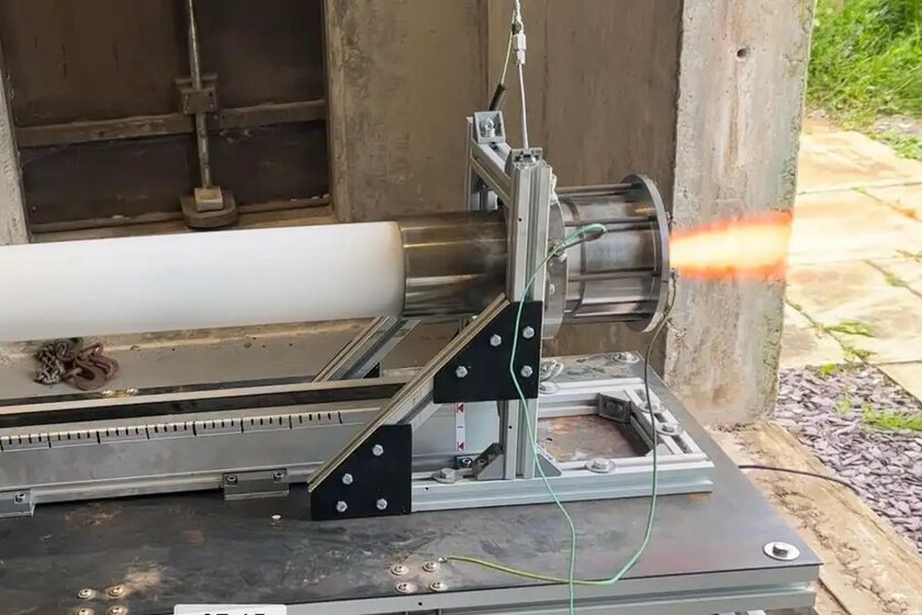 Учёные создали прототип ракетного двигателя, сжигающего собственные топливные баки