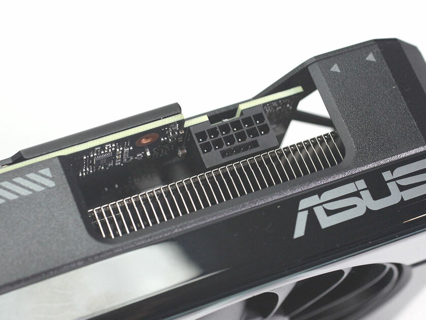 Видеокарта среднего уровня, способная уделать RTX 3090: обзор ASUS GeForce RTX 4070 Super Dual