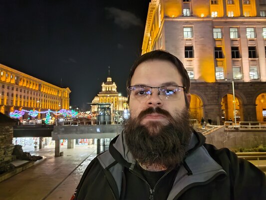 Этот геймерский смартфон хочется купить вместо обычного. Обзор ASUS ROG Phone 8 (Pro) — Камеры. 95