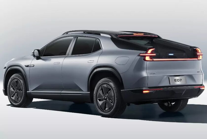 Changan запустила производство автомобиля-трансформера: Qiyuan E07 может превращаться из кроссовера в пикап