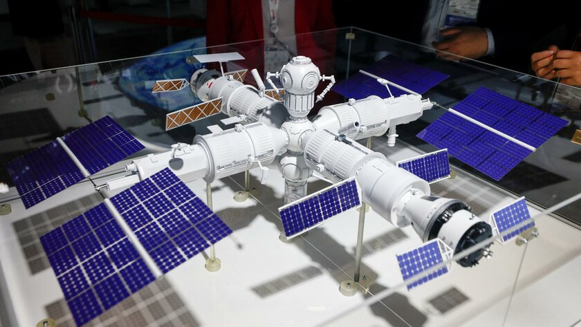 Российскую орбитальную станцию оснастят суперкомпьютером. Какие задачи он будет выполнять
