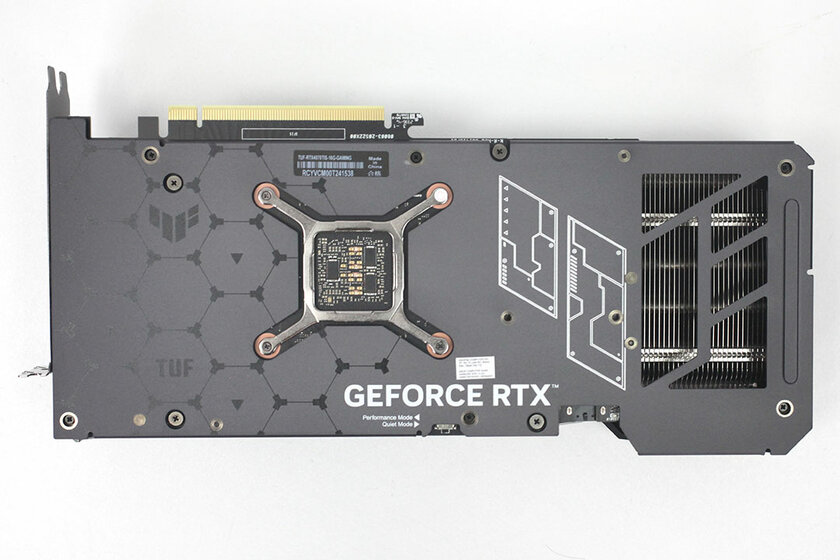 Мощнее RTX 3090 Ti, но с куда более вкусной ценой: обзор RTX 4070 Ti Super — Дизайн корпуса. 2