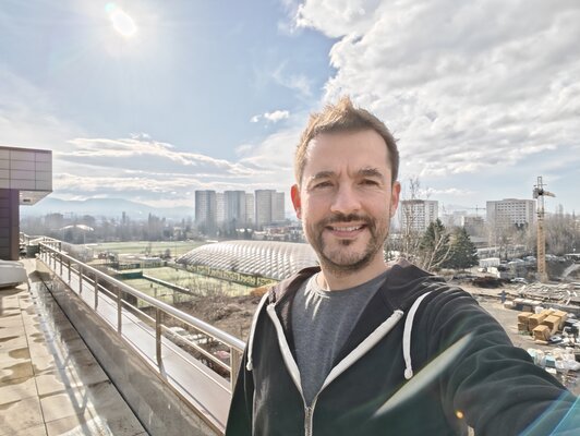 OnePlus украла фишку Xiaomi. Обзор OnePlus 12 — теперь это другой смартфон