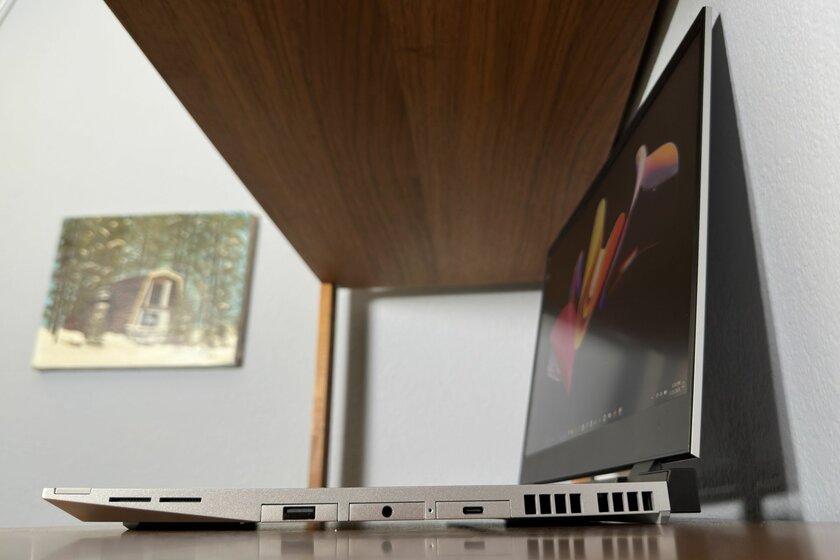 Raspberry Pi в нумпаде, сменные видеокарты и передвигаемая клавиатура: тестирую модульный ноутбук