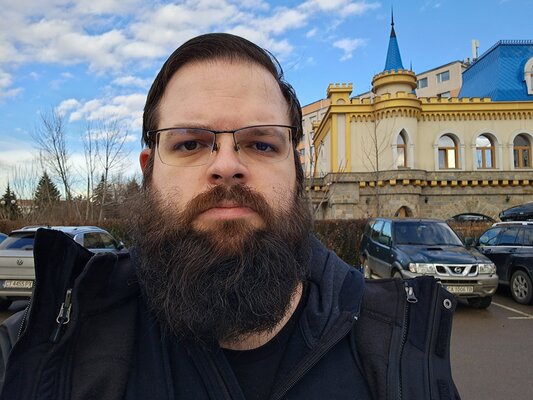 Samsung нашла формулу победы над дешёвыми «китайцами»? Обзор Galaxy A25 — хорош! — Камеры. 38
