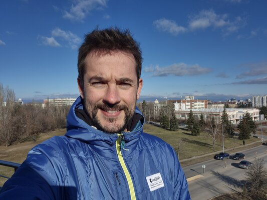 Лучший (и долгоживущий!) компакт на Android в 2024 году. Обзор Samsung Galaxy S24 — Камеры. 92