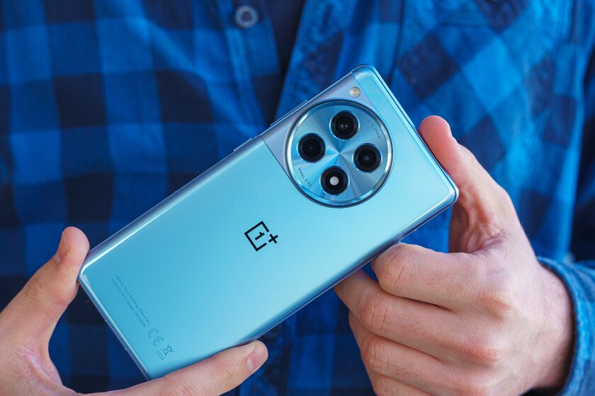 Обзор OnePlus 12R. Присмотритесь — новый недорогой топ за свои деньги