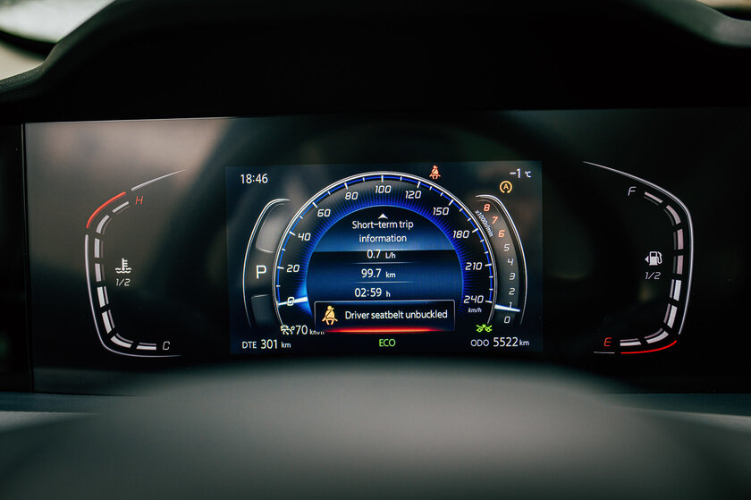 Если не нужны огромные дисплеи и новомодный дизайн. Обзор Changan CS75 Plus — Знакомство. 36