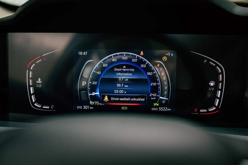 Если не нужны огромные дисплеи и новомодный дизайн. Обзор Changan CS75 Plus — Знакомство. 39