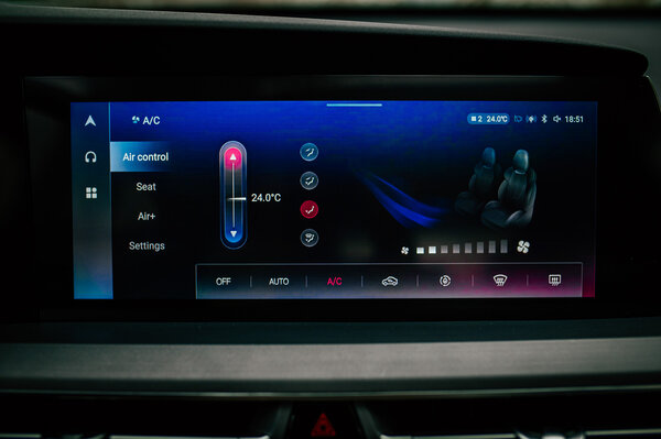 Если не нужны огромные дисплеи и новомодный дизайн. Обзор Changan CS75 Plus — Знакомство. 17