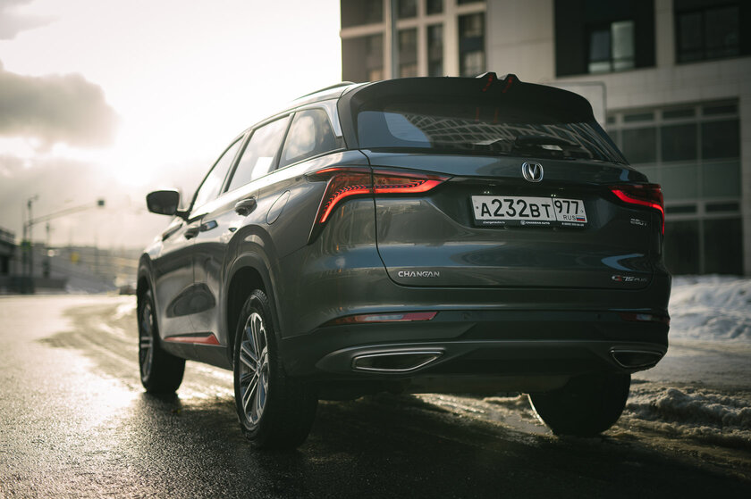 Если не нужны огромные дисплеи и новомодный дизайн. Обзор Changan CS75 Plus — В путь. 3