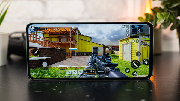 Таким должен быть недорогой смартфон в 2024 году: обзор realme C67 — Дисплей. 3