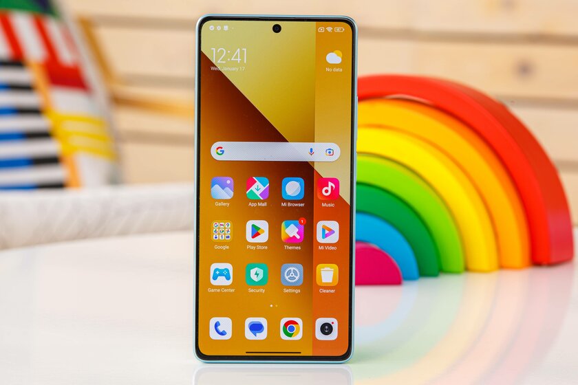 Обзор Redmi Note 13 5G — настал момент, когда Xiaomi конкурирует сама с собой — Дисплей. 1