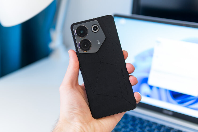 На редкость недорогой, но продуманный (с аудиоджеком и не только). Обзор Tecno Camon 20 Pro 5G