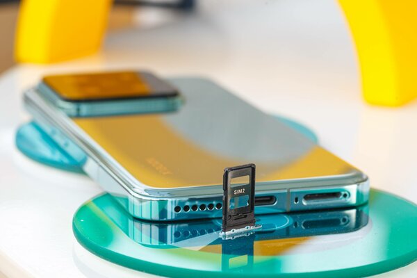 Лучший Xiaomi за последние годы: обзор компактного Xiaomi 14, рвущего крупных конкурентов — Дизайн. 2